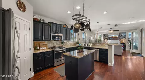 Kitchen - 3400 E Isaiah Ave, Gilbert, AZ 85298 photo 2 of 6
