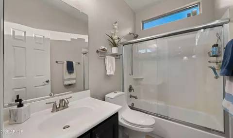 Bath - 3400 E Isaiah Ave, Gilbert, AZ 85298 photo 4 of 6