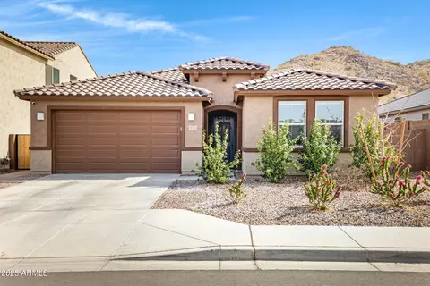 1743 W Flintlock Dr, San Tan Valley, AZ 85144