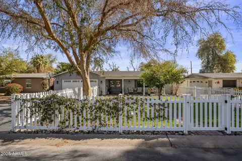 4225 N 42nd St, Phoenix, AZ 85018