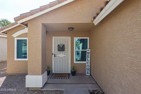 Exterior - 853 E Ross Ave, Phoenix, AZ 85024 photo 2 of 8