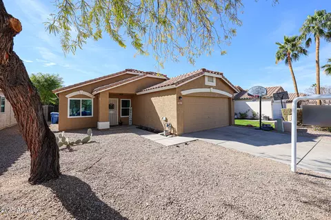 853 E Ross Ave, Phoenix, AZ 85024