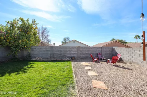 Exterior - 853 E Ross Ave, Phoenix, AZ 85024 photo 7 of 8