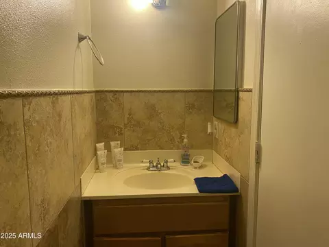 4231 N 69th Ln #1325, Phoenix, AZ 85033 photo 15