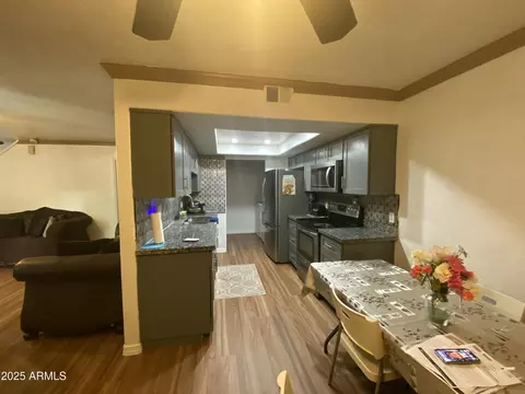 4231 N 69th Ln #1325, Phoenix, AZ 85033 photo 7