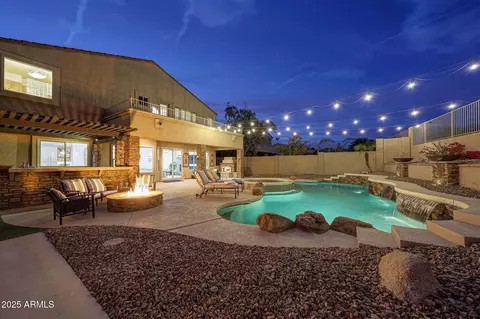 9867 S 182nd Dr, Goodyear, AZ 85338