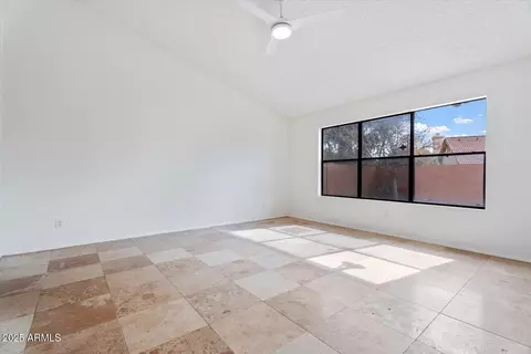 Living - 3913 E Goldfinch Gate Ln, Phoenix, AZ 85044 photo 7 of 7