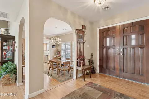 Entry Way - 2231 E Orangewood Ave, Phoenix, AZ 85020 photo 1 of 5