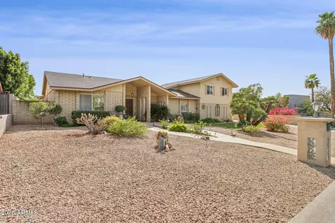 Exterior - 2231 E Orangewood Ave, Phoenix, AZ 85020 photo 9 of 12