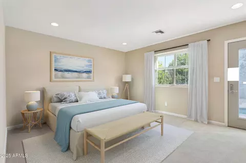 Bedroom - 2231 E Orangewood Ave, Phoenix, AZ 85020 photo 2 of 7