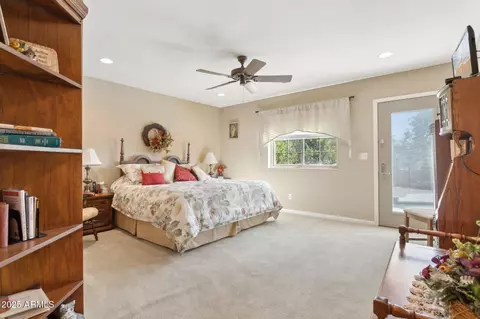 Bedroom - 2231 E Orangewood Ave, Phoenix, AZ 85020 photo 3 of 7