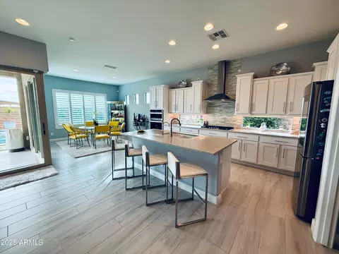 9685 W Patrick Ln, Peoria, AZ 85383