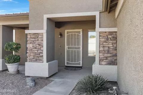 2561 E Toledo Ct, Gilbert, AZ 85295 photo 4