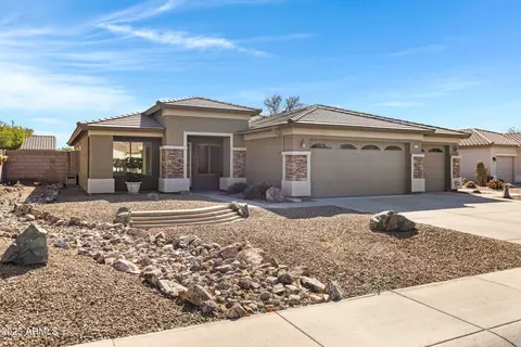 2561 E Toledo Ct, Gilbert, AZ 85295 photo 2
