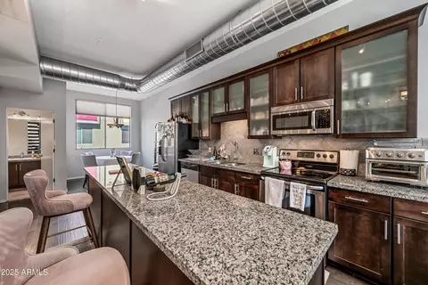541 E Ames Pl, Phoenix, AZ 85004