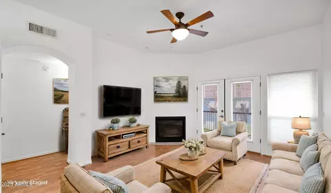 4533 N 22nd St #228, Phoenix, AZ 85016
