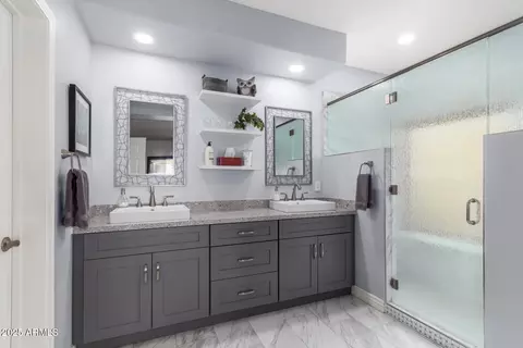 Bath - 10434 E Jacob Ave, Mesa, AZ 85209 photo 2 of 4