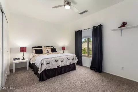 Bedroom - 10434 E Jacob Ave, Mesa, AZ 85209 photo 5 of 10