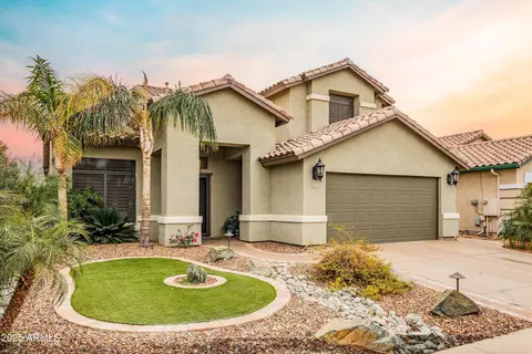 Exterior - 4365 E Anderson Dr, Phoenix, AZ 85032 photo 4 of 11