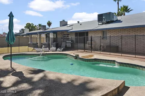 402 E Muriel Dr, Phoenix, AZ 85022 photo 33