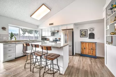 Kitchen - 4229 W Aster Dr, Phoenix, AZ 85029 photo 1 of 5