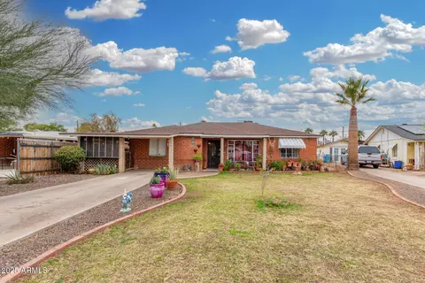 2230 N 14th Pl, Phoenix, AZ 85006