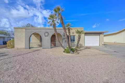 11388 N 114th Dr, Youngtown, AZ 85363