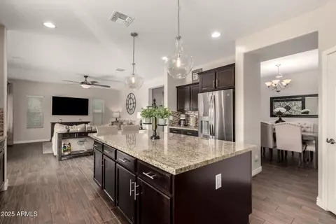 Kitchen - 7337 S Debra Dr, Gilbert, AZ 85298 photo 3 of 6