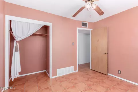 Bedroom - 4626 W Mitchell Dr, Phoenix, AZ 85031 photo 3 of 3