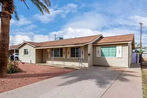 Exterior - 4626 W Mitchell Dr, Phoenix, AZ 85031 photo 3 of 8