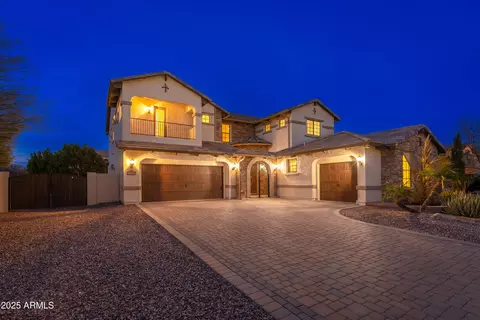 2448 E Amber Ct, Gilbert, AZ 85296 photo 3