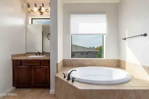 2448 E Amber Ct, Gilbert, AZ 85296 photo 49