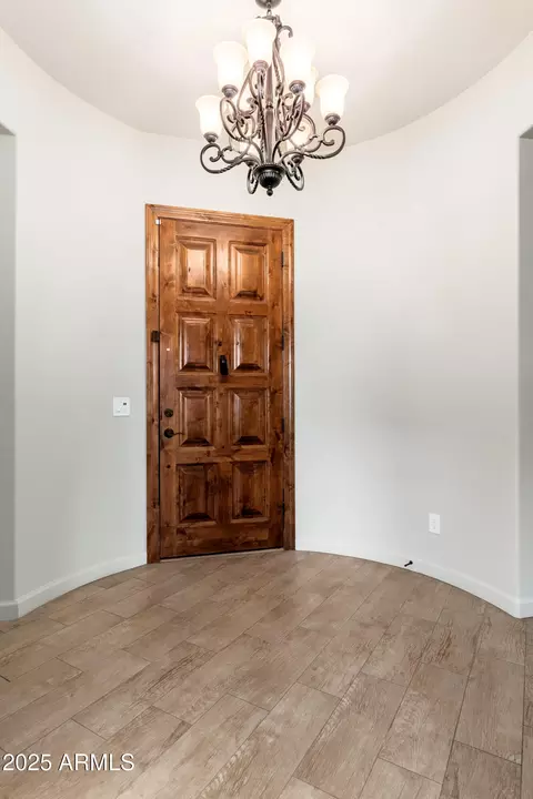 2448 E Amber Ct, Gilbert, AZ 85296 photo 8