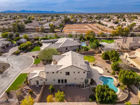 2448 E Amber Ct, Gilbert, AZ 85296 photo 83