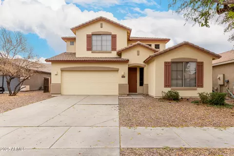 4255 E Cloudburst Ct, Gilbert, AZ 85297