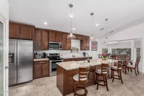 474 W Smoke Tree Rd, Gilbert, AZ 85233 photo 3