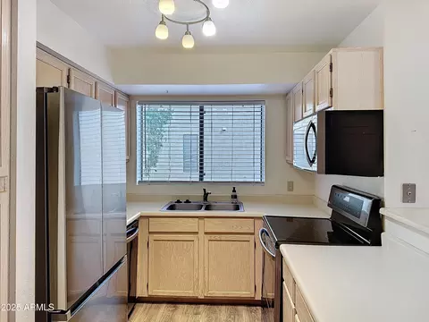 19820 N 13th Ave #241, Phoenix, AZ 85027