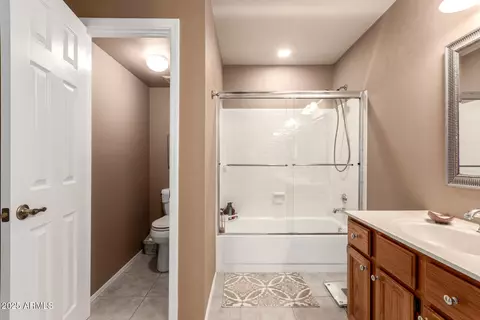 Bath - 4122 E Jojoba Rd, Phoenix, AZ 85044 photo 3 of 4