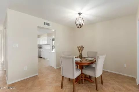 5910 E Colby St, Mesa, AZ 85205 photo 7