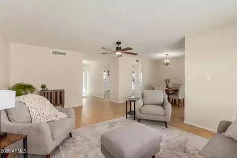 5910 E Colby St, Mesa, AZ 85205 photo 4