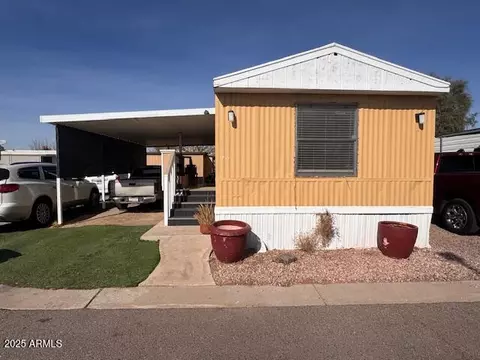 302 N Meridian Rd #326, Apache Junction, AZ 85120