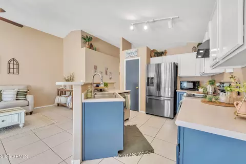 2019 E Wahalla Ln, Phoenix, AZ 85024 photo 7