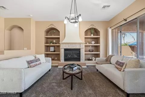 Living - 4630 E Carriage Ct, Gilbert, AZ 85297 photo 1 of 7