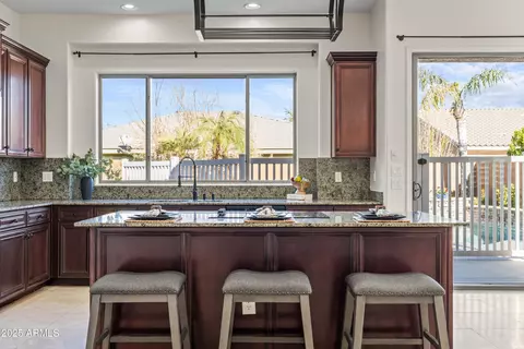 Kitchen - 4630 E Carriage Ct, Gilbert, AZ 85297 photo 2 of 8