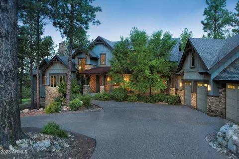 3866 S Clubhouse Cir #259, Flagstaff, AZ 86005