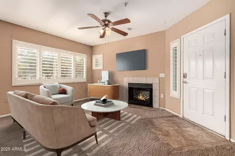 1295 N Ash St #125, Gilbert, AZ 85233