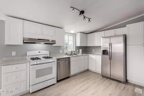 485 N Cactus Rd, Apache Junction, AZ 85119 photo 13