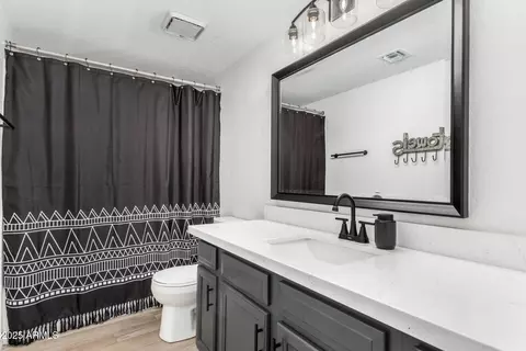 Bath - 807 E Harvard Ave, Gilbert, AZ 85234 photo 1 of 4
