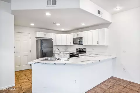 3150 E Beardsley Rd #1038, Phoenix, AZ 85050 photo 3