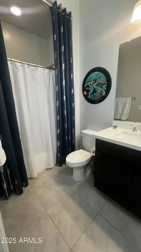 Bath - 2535 E Thornton Ct, Gilbert, AZ 85297 photo 7 of 7